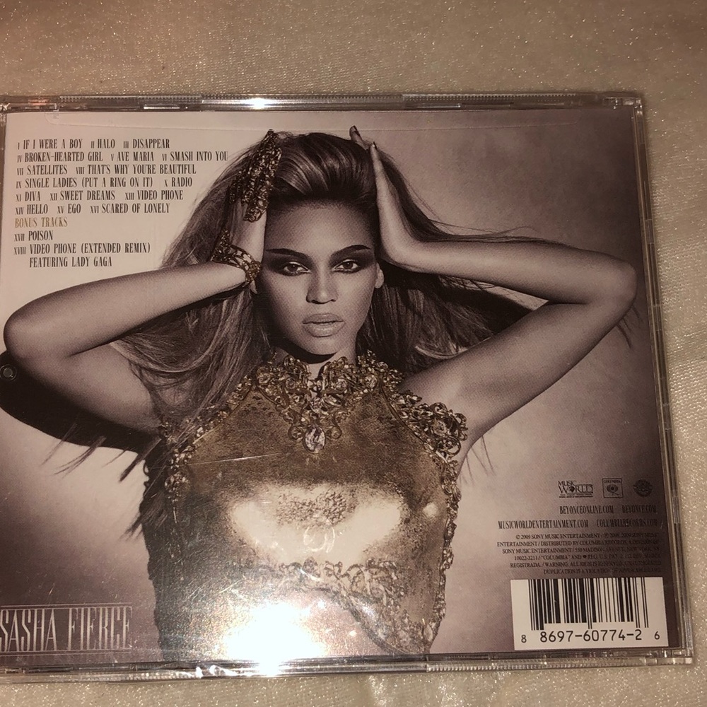 Beyoncé CD - Picture 2 of 2